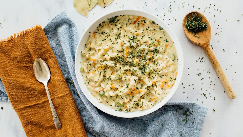 Chicken Noodle Soup {Egg Noodle Recipe} - FeelGoodFoodie